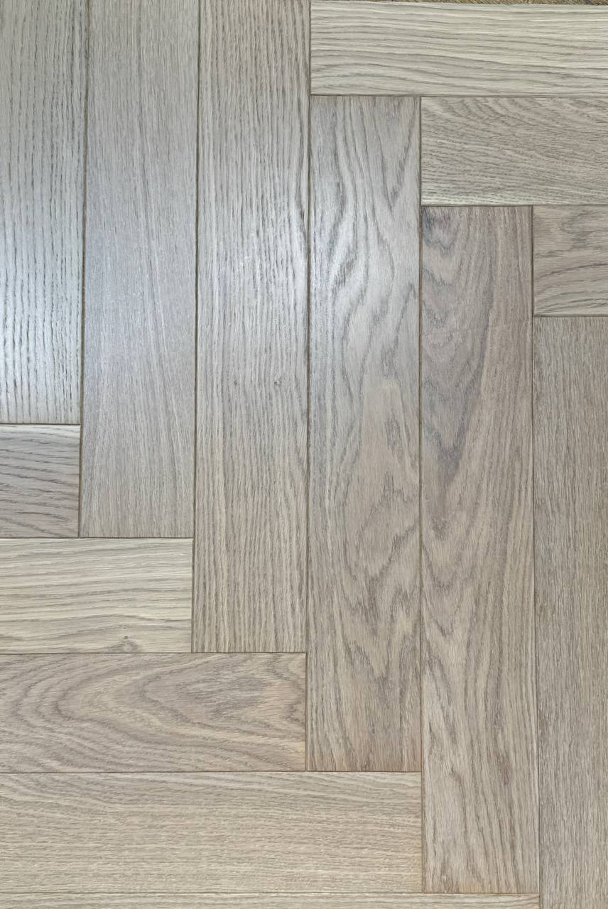 Паркет елка CROWNWOOD Английская елка 90° 2-х слойная (шип-паз) Гармония 100902 (Порода: Дуб Натур) 600 x 100 x 13.5 / 0.96м2