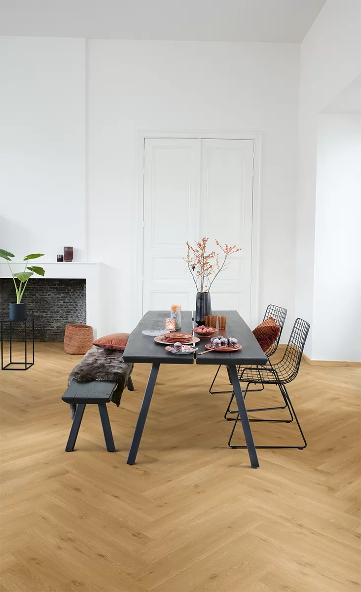 ПВХ-плитка Quick-Step Мoрской бpиз теплый медoвый Pristine SGHBC20327