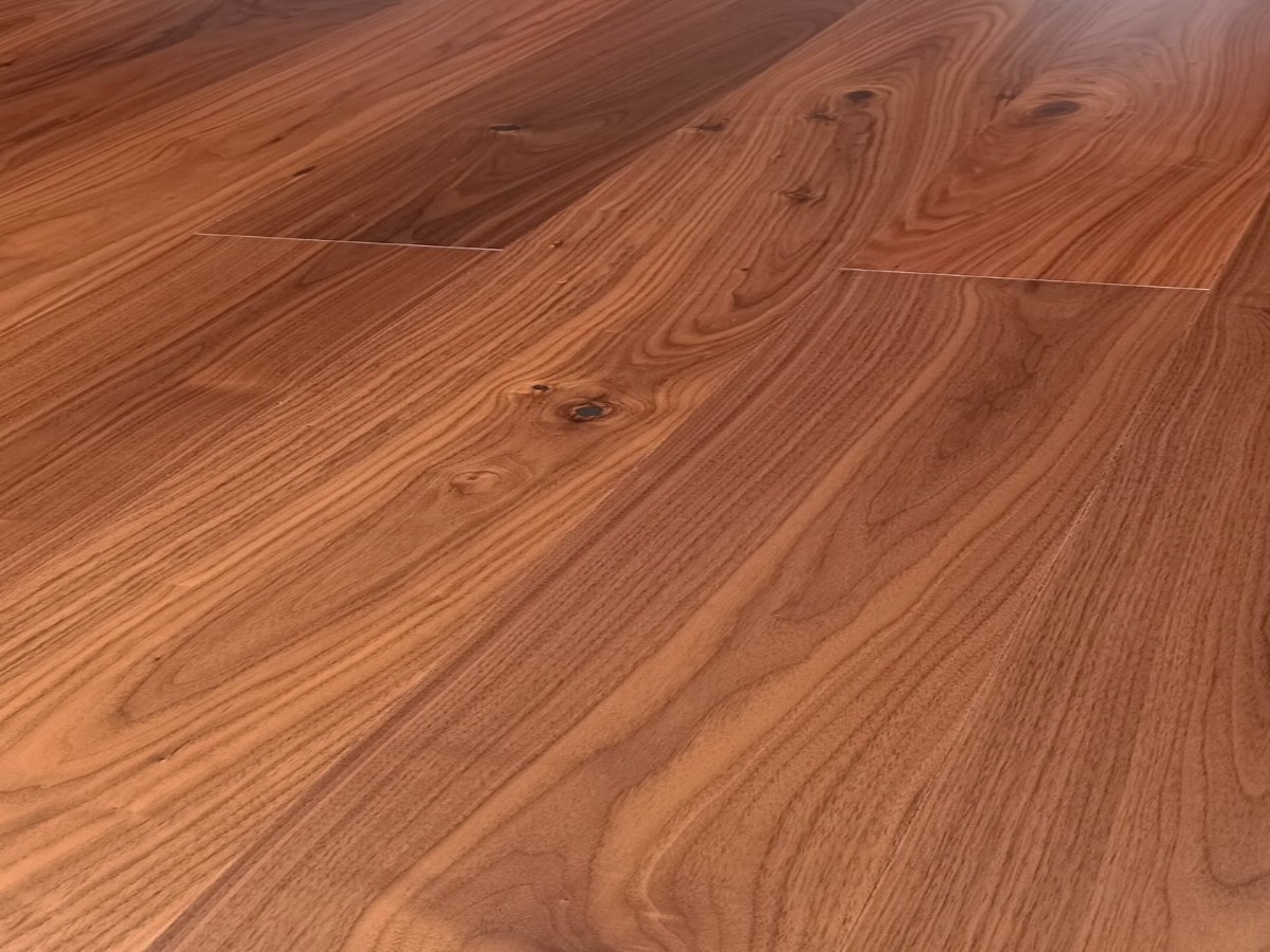 Инженерная доска Wood Bee Американский орех Long 