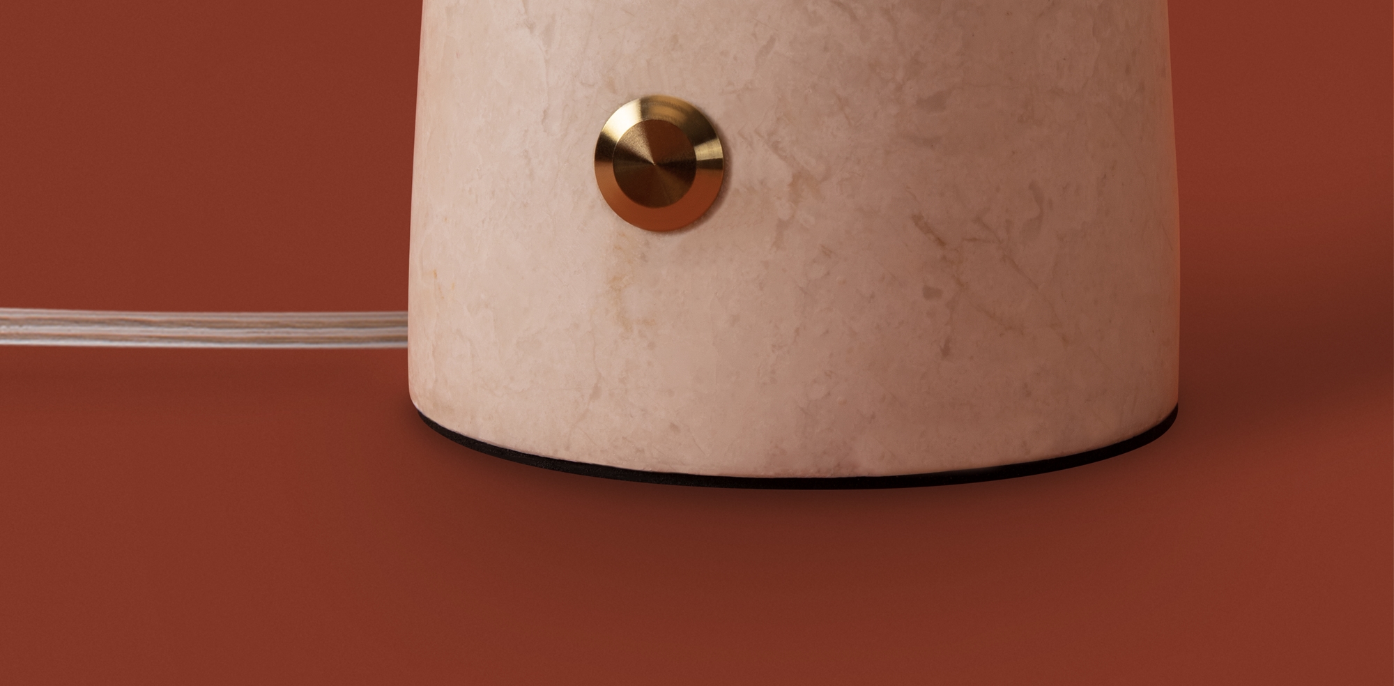 Настольный светильник Freya FR2054TL-01BS