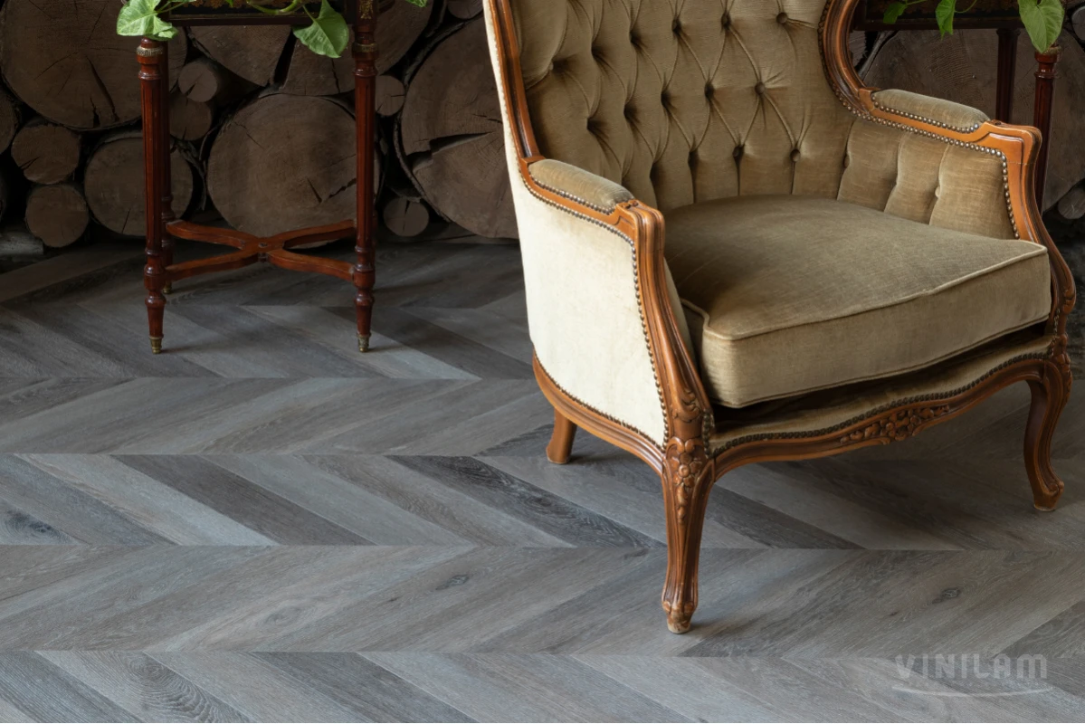 ПВХ плитка VINILAM PARQUET CHEVRON Glue RI444515CL4 Шеврон Легран Glue