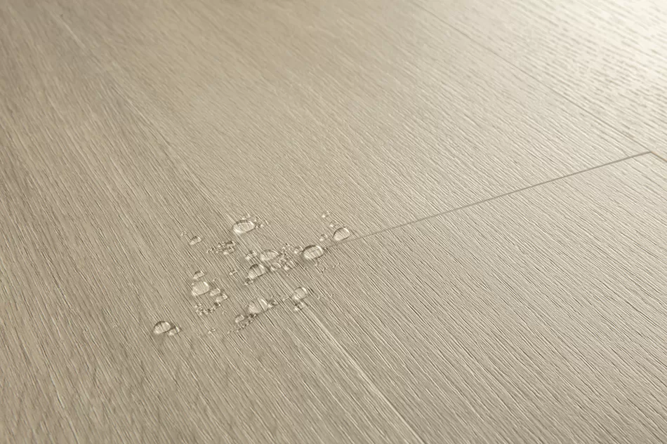 ПВХ-плитка Quick-Step Сатиновый дуб серо-коричневый Liv SGSPC20312