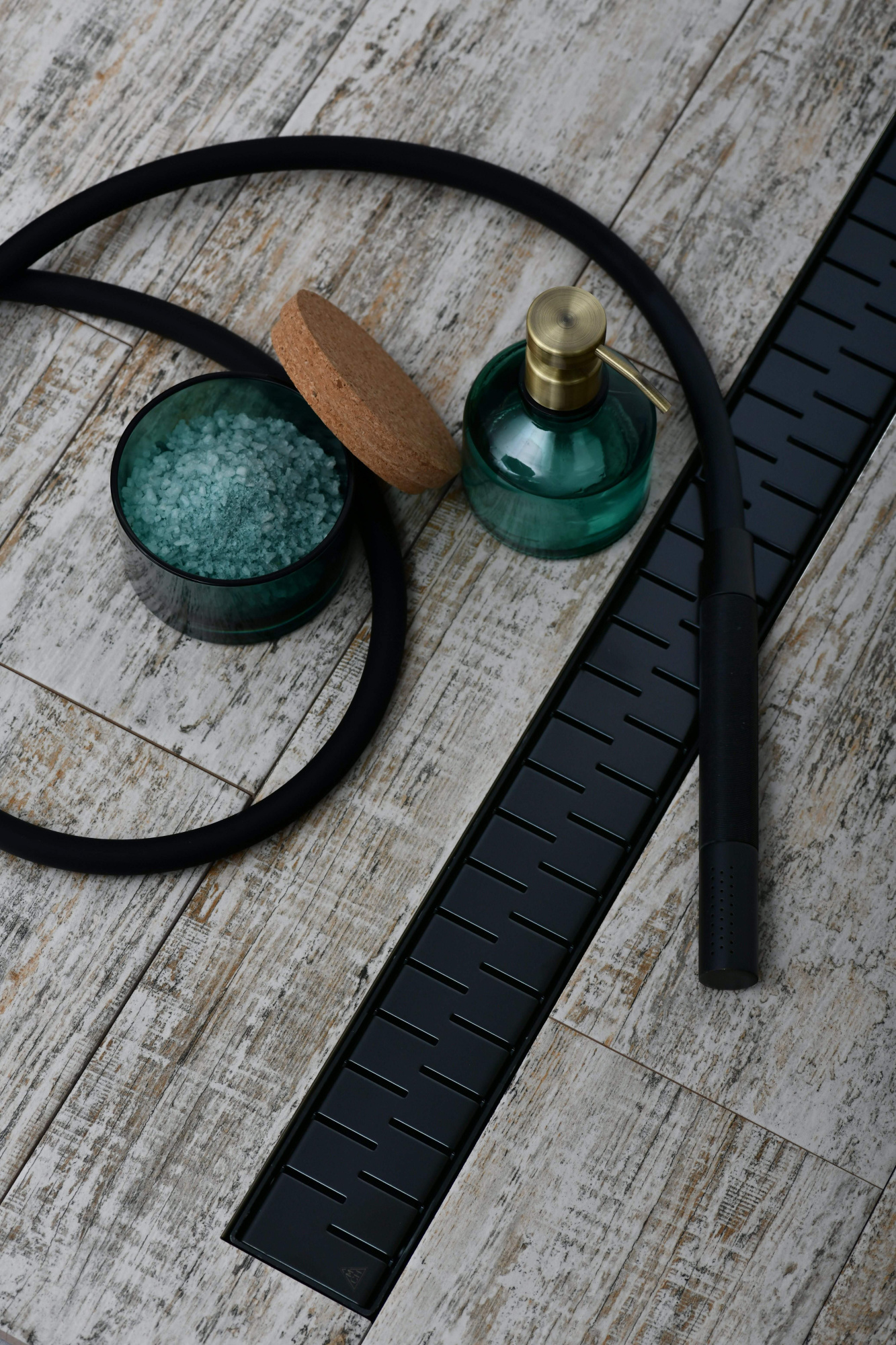 Душевой лоток 45 см Creto Snake CRE-450 SB-P с решеткой, черный